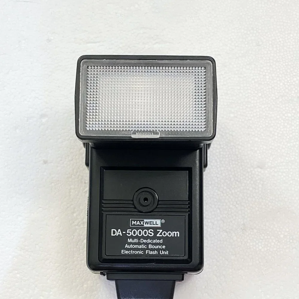 On camera FLASH - MAXWELL DA-5000S ZOOM